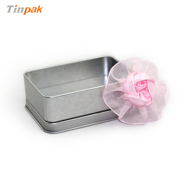 small silver plain rectangular soap tin case